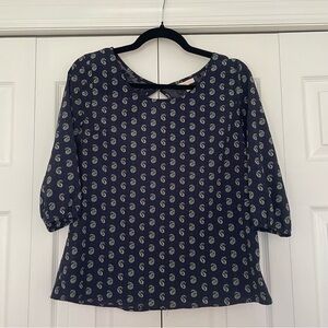 Skies are blue blouse